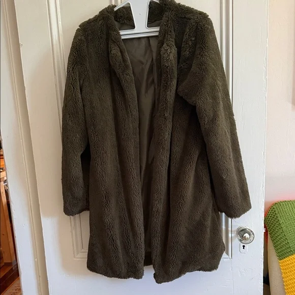 Paper Heart Green Faux Fur Coat - Picture 1 of 4